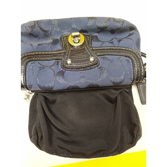 Coach Legacy Signature Blue Canvas Black Leather Trim Flap Wristlet -Coin Wallet - Picture 11 of 12